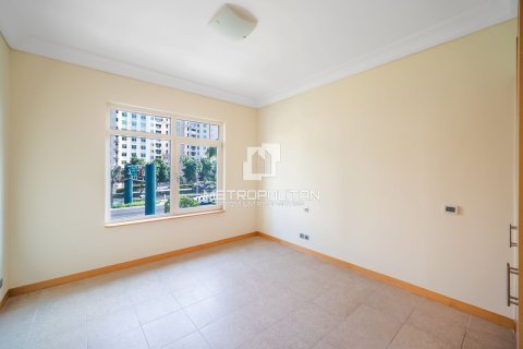 Appartement de 3 chambres à Shoreline Apartments, UAE No. 129577 14
