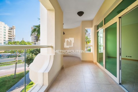 Appartement de 3 chambres à Shoreline Apartments, UAE No. 129577 24