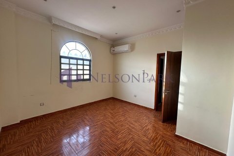 Villa de 4 chambres à Doha, Qatar No. 58258 13