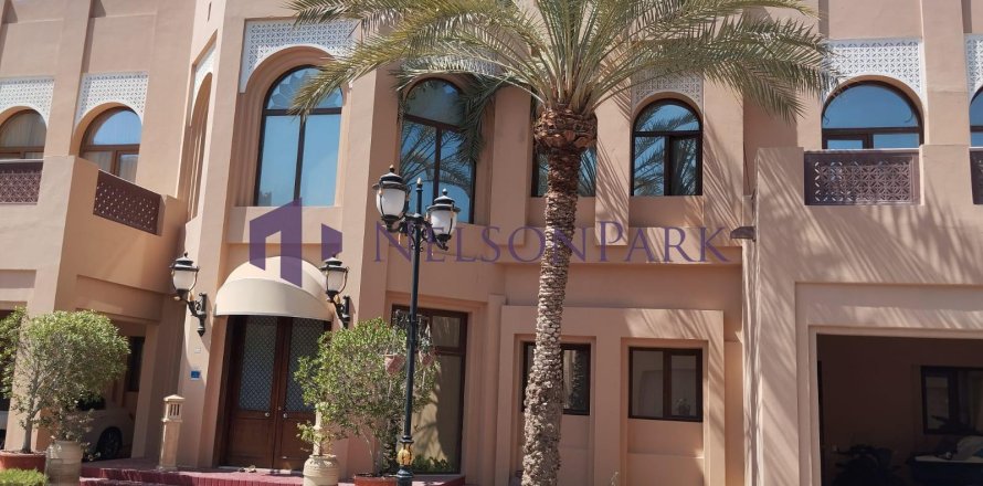 6 غرفة نوم  فيلا في الدوحة, Qatar رقم 58320