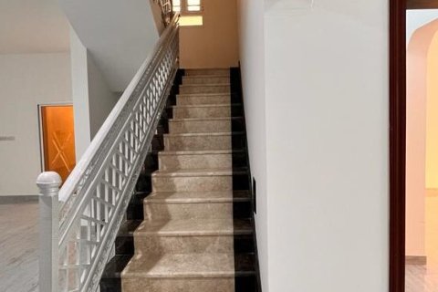 Villa de 5 dormitorios en Muscat, Oman No. 54670 4