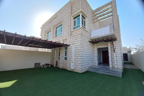 Commercial property de 5 chambres à Al Ansab, Oman No. 54668 6