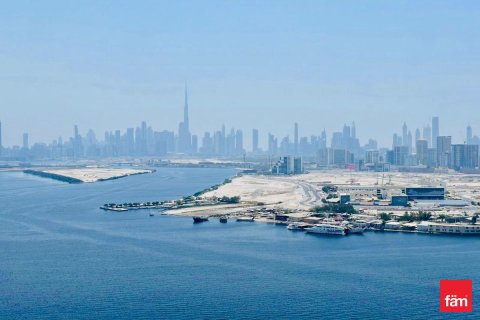 2 bedrooms Apartment in Dubai, UAE No. 167233