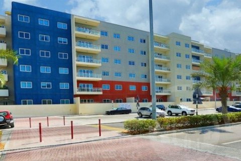 2 bedrooms Apartment in Al Reef, UAE No. 172597