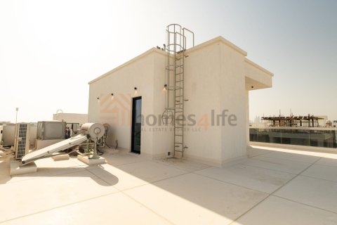 5 bedrooms Villa in Nad Al Sheba 1, UAE No. 167278