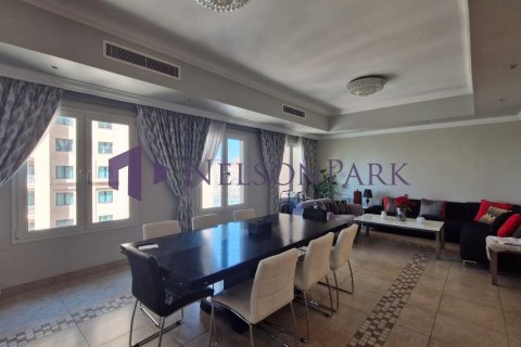 3 bedrooms Apartment in Doha, Qatar No. 58557 3