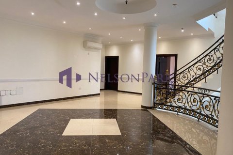 7 غرفة نوم  فيلا في الدوحة, Qatar رقم 58580 11