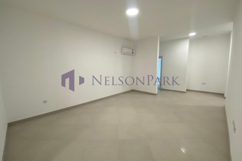 Villa de 5 dormitorios en Doha, Qatar No. 58582 8