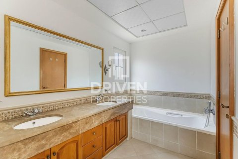 5 bedrooms Villa in Arabian Ranches, UAE No. 192178 27