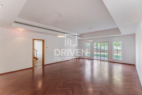 5 bedrooms Villa in Arabian Ranches, UAE No. 192178 5