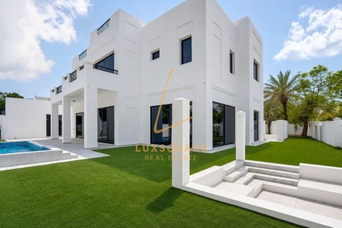 6 bedrooms Villa in Jasmine Leaf, UAE No. 208032
