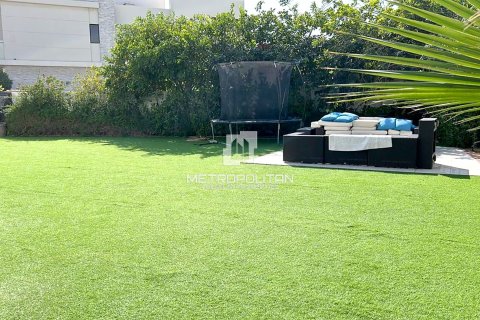 Villa de 3 chambres à DAMAC Hills (Akoya by DAMAC), UAE No. 129678 15