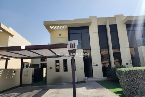 Villa de 3 chambres à DAMAC Hills (Akoya by DAMAC), UAE No. 129682