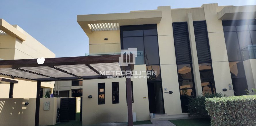 Villa de 3 chambres à DAMAC Hills (Akoya by DAMAC), UAE No. 129682