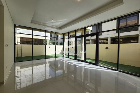 Villa de 3 chambres à DAMAC Hills (Akoya by DAMAC), UAE No. 129682 6