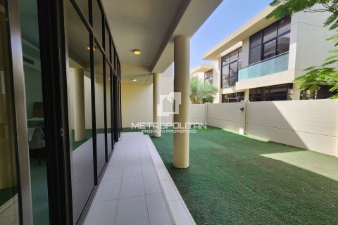 Villa de 3 chambres à The Park Villas, UAE No. 129680 20