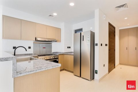 3 bedrooms Townhouse in Dubai, UAE No. 164402 4