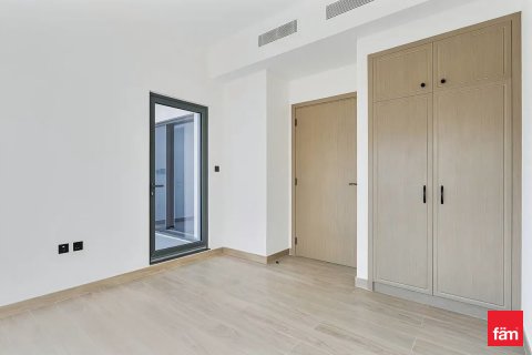 3 bedrooms Townhouse in Dubai, UAE No. 164402 11