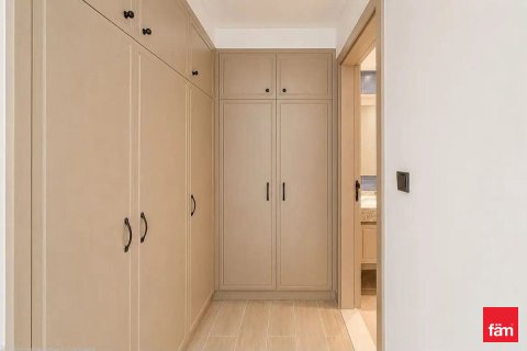 3 bedrooms Townhouse in Dubai, UAE No. 164402 10