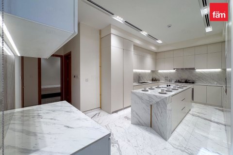 5 bedrooms Villa in Dubai, UAE No. 162499