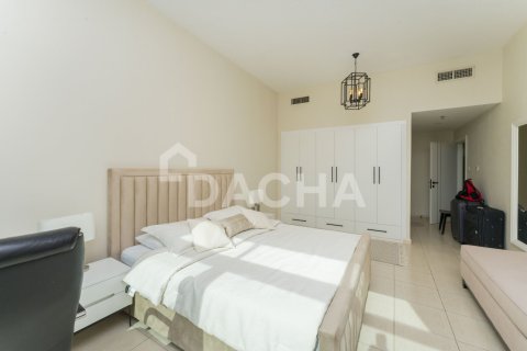 2 bedrooms Apartment in Dubai Sports City, UAE No. 165730 28