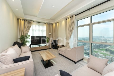2 bedrooms Apartment in Dubai Sports City, UAE No. 165730 3