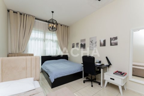 2 bedrooms Apartment in Dubai Sports City, UAE No. 165730 23