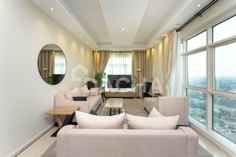 2 bedrooms Apartment in Dubai Sports City, UAE No. 165730 16