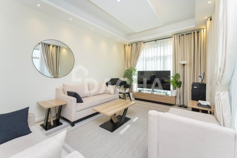 2 bedrooms Apartment in Dubai Sports City, UAE No. 165730 4