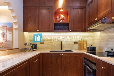 Appartement de 2 chambres à Masdar City, UAE No. 148257 7