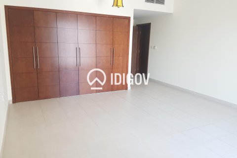 2 bedrooms Apartment in Dubai, UAE No. 184794 3
