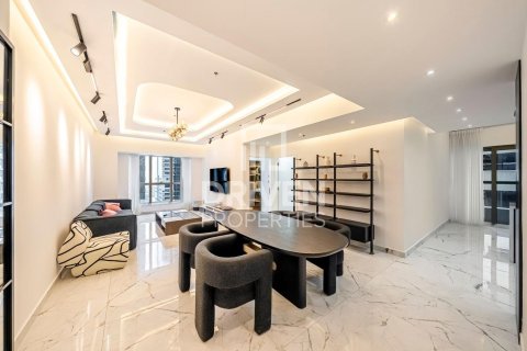 Квартира с 2 спальнями в Elite Residence, ОАЭ №204623