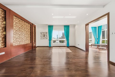 7 bedrooms Villa in Al Barsha, UAE No. 208640 10