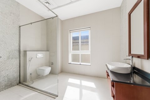 7 bedrooms Villa in Al Barsha, UAE No. 208640 29