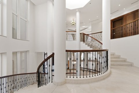 7 bedrooms Villa in Al Barsha, UAE No. 208640 15