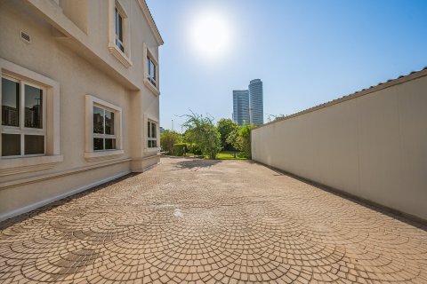 7 bedrooms Villa in Al Barsha, UAE No. 208640 7