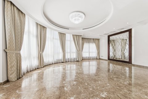 7 bedrooms Villa in Al Barsha, UAE No. 208640 5