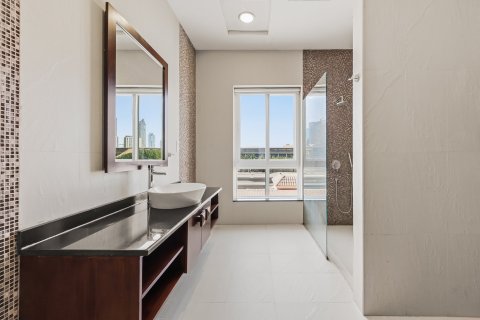 7 bedrooms Villa in Al Barsha, UAE No. 208640 18