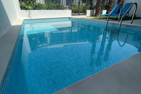 3 bedrooms Townhouse in Ras Al Khaimah, UAE No. 183845