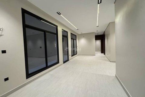 3 bedrooms Apartment in Riyadh, Saudi Arabia No. 59992 8