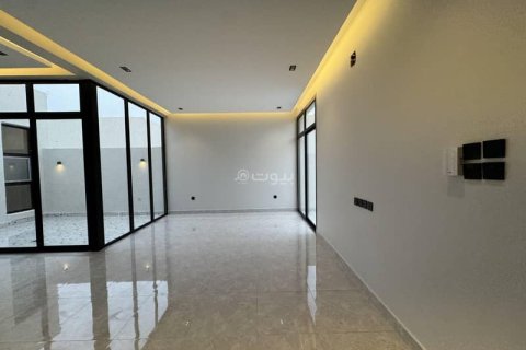 3 bedrooms Apartment in Riyadh, Saudi Arabia No. 59993 6