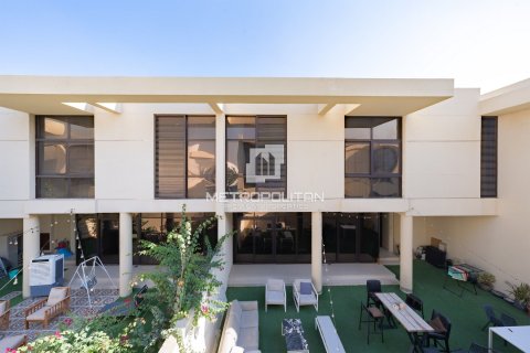 Villa de 3 chambres à DAMAC Hills (Akoya by DAMAC), UAE No. 129847 25