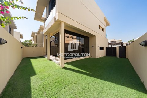 Villa de 3 chambres à DAMAC Hills (Akoya by DAMAC), UAE No. 129847 4
