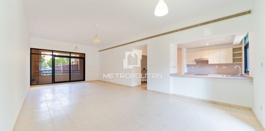 Appartement de 2 chambres à Greens, UAE No. 129849