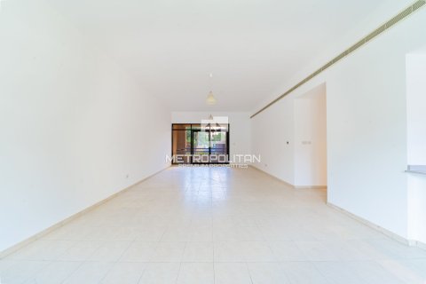 Appartement de 2 chambres à Greens, UAE No. 129849 3