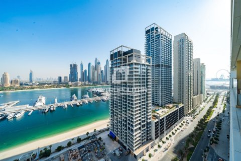 Appartement de 2 chambres à EMAAR Beachfront, UAE No. 129791