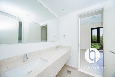 4 bedrooms Villa in Dubai Hills Estate, UAE No. 198245 6