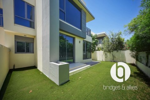 4 bedrooms Villa in Dubai Hills Estate, UAE No. 198245 22