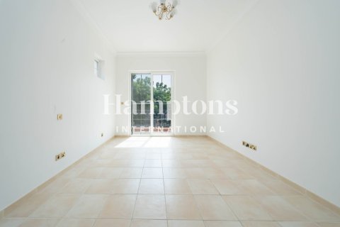5 bedrooms Villa in Mirador La Coleccion, UAE No. 208062