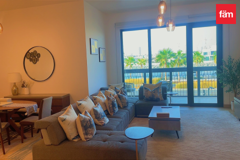 2 bedrooms Apartment in Dubai, UAE No. 168571